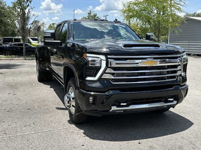 Chevrolet Silverado 3500 HD High Country DRW 2026