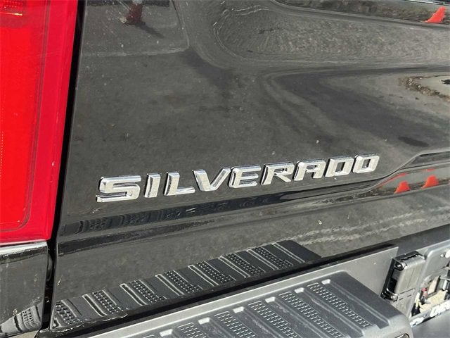 Chevrolet Silverado 3500 HD High Country DRW 2026
