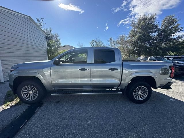 Chevrolet Colorado WT 2024