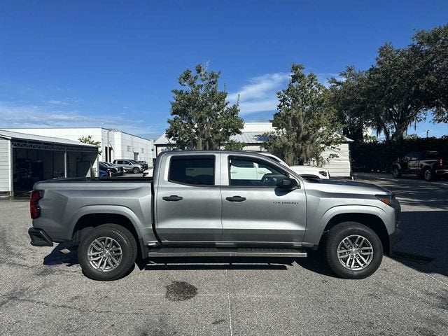Chevrolet Colorado WT 2024