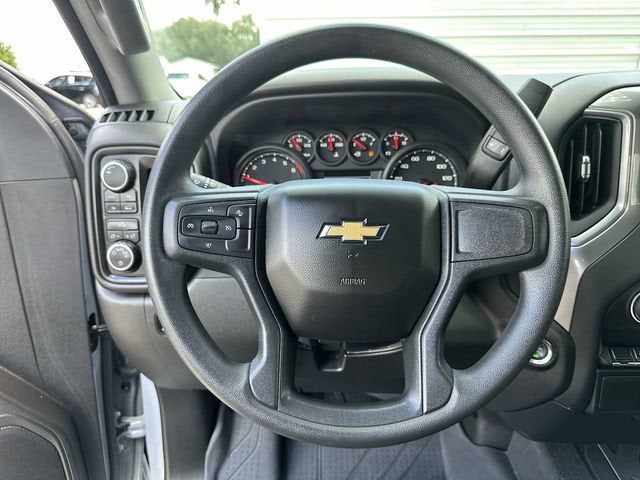 Chevrolet Silverado 1500 Custom 2024