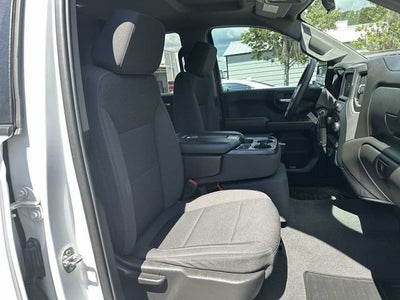 Chevrolet Silverado 1500 LTD Custom 2022