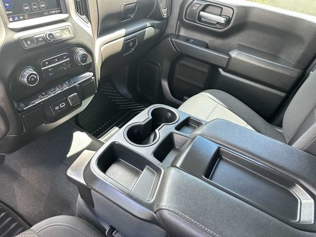 Chevrolet Silverado 1500 LTD Custom 2022