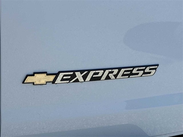 2025 Chevrolet Express Cargo 2500 WT