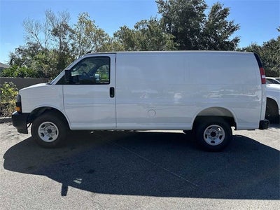 2025 Chevrolet Express Cargo 2500 WT