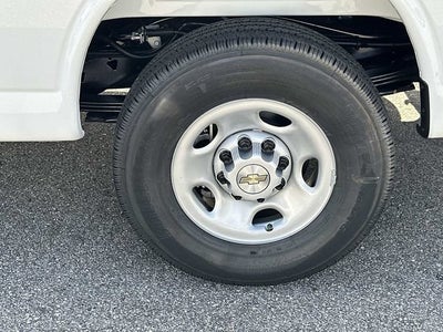 Chevrolet Express Cargo WT 2026