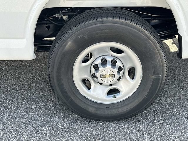 Chevrolet Express Cargo WT 2026