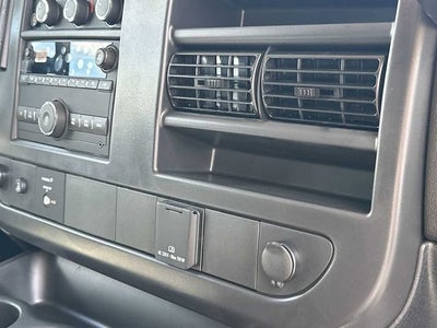 Chevrolet Express Cargo WT 2026