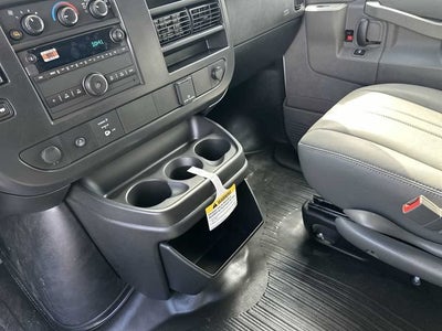 Chevrolet Express Cargo WT 2026