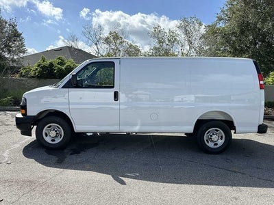 Chevrolet Express Cargo WT 2026