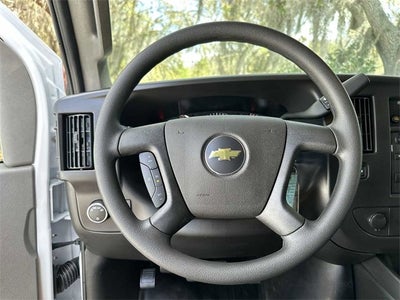 Chevrolet Express Cargo 2500 WT 2026