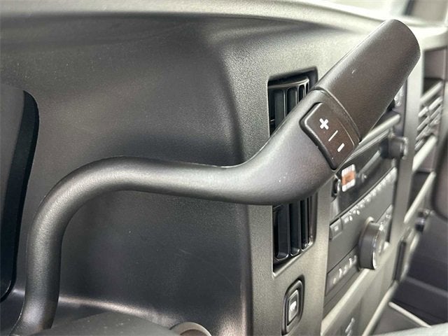 Chevrolet Express Cargo 2500 WT 2026