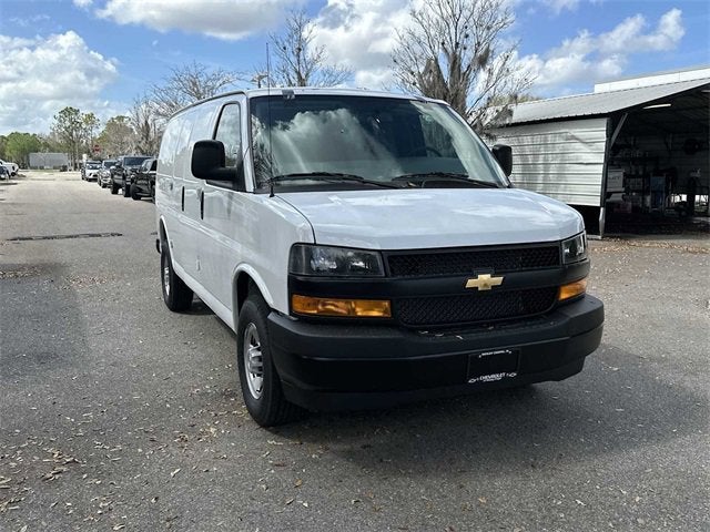 Chevrolet Express Cargo 2500 WT 2026