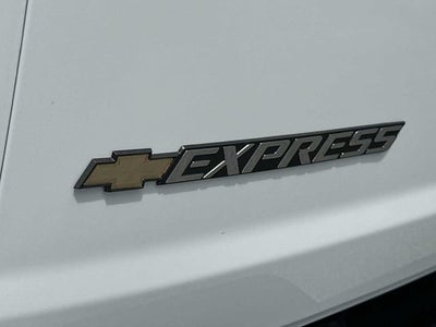 Chevrolet Express Cargo WT 2026