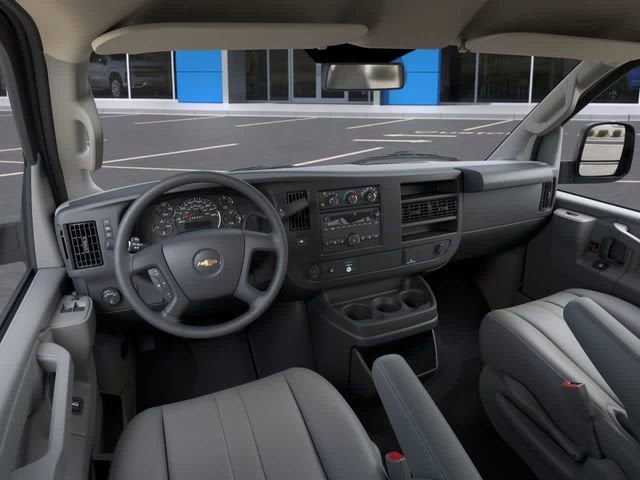 Chevrolet Express Cargo WT 2026