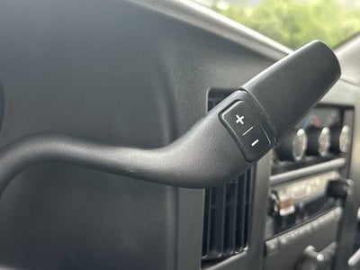 Chevrolet Express Cargo WT 2026
