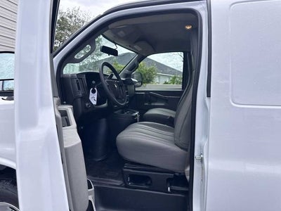 Chevrolet Express Cargo WT 2026