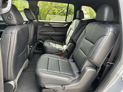GMC Acadia Elevation 2026