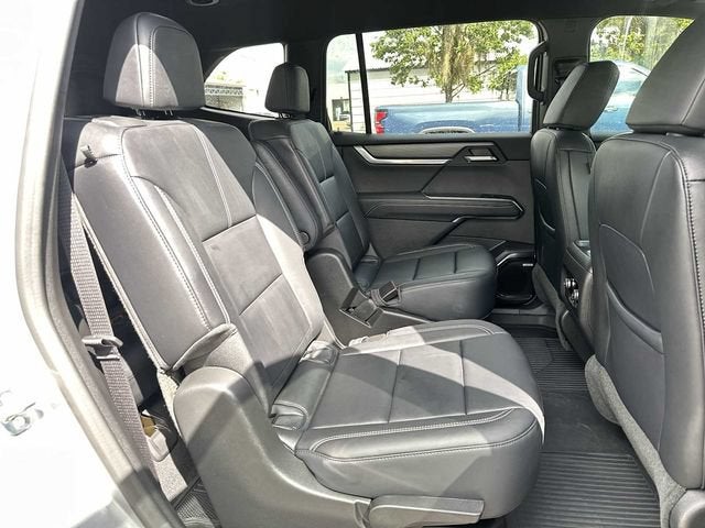 GMC Acadia Elevation 2026