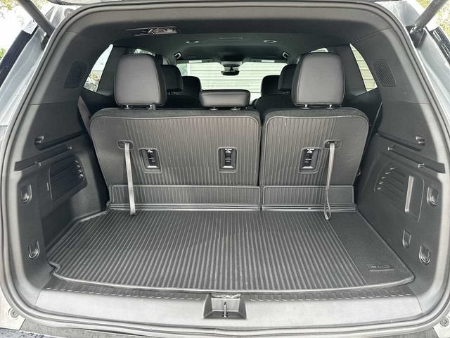 GMC Acadia Elevation 2026