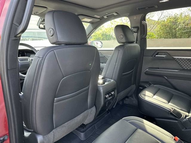 GMC Acadia Denali 2024