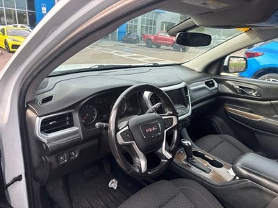 GMC Acadia SLE 2018