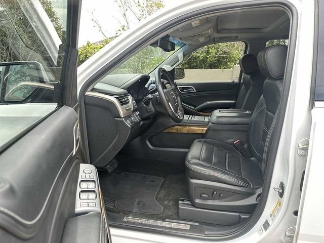 GMC Yukon Denali 2017