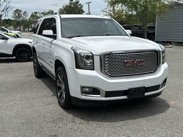 GMC Yukon Denali 2017