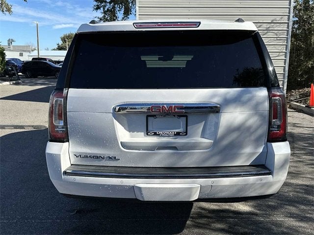 GMC Yukon XL Denali 2019