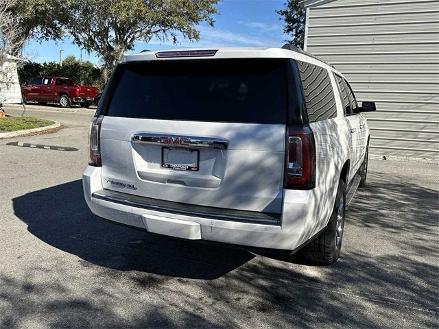 GMC Yukon XL Denali 2019