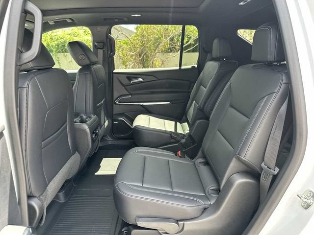 Chevrolet Traverse LT 2027