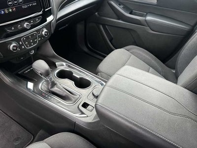 Chevrolet Traverse LT 2023 con tapicería de tela