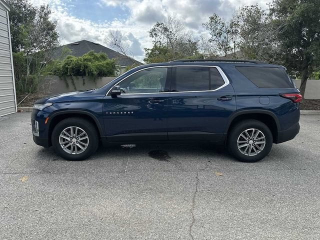 Chevrolet Traverse LT 2023 con tapicería de tela
