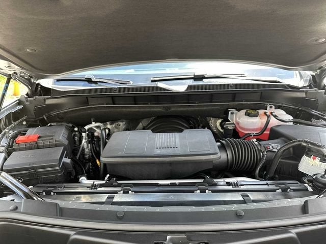 Chevrolet Suburban LS 2026