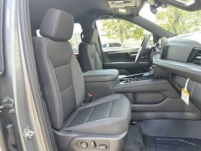 Chevrolet Suburban LS 2026