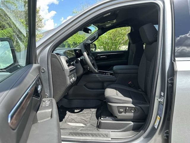 Chevrolet Suburban LS 2026