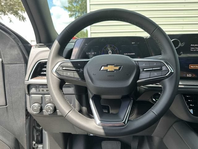Chevrolet Suburban LS 2026
