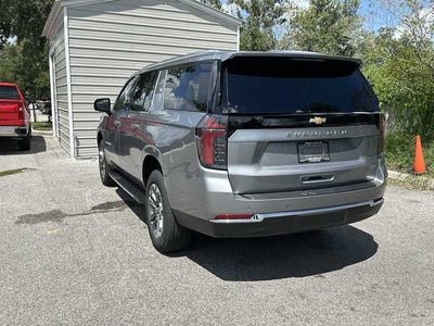 Chevrolet Suburban LS 2026