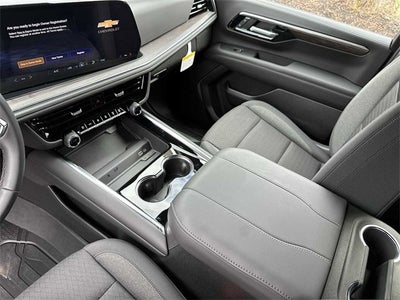 Chevrolet Suburban LS 2026