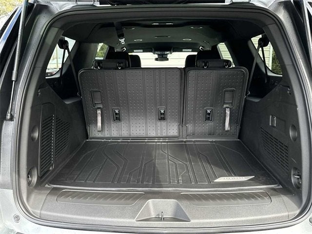 Chevrolet Suburban LS 2026