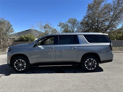 2026 Chevrolet Suburban LT