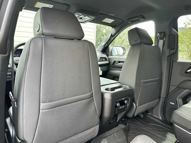 Chevrolet Suburban Z71 2026