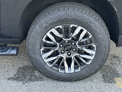 Chevrolet Suburban Z71 2026
