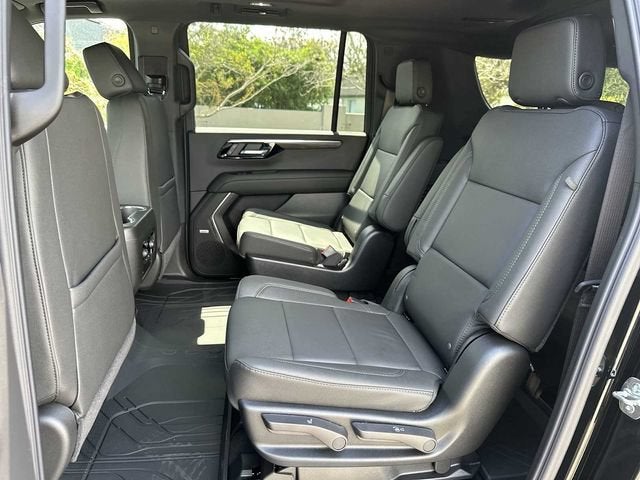 Chevrolet Suburban Z71 2026
