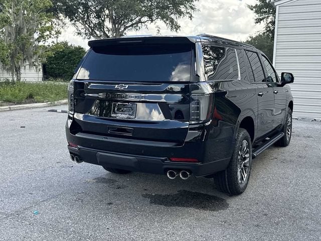Chevrolet Suburban Z71 2026
