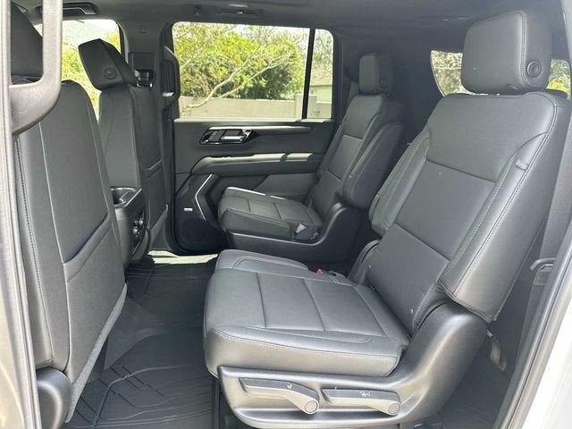 Chevrolet Suburban Z71 2026