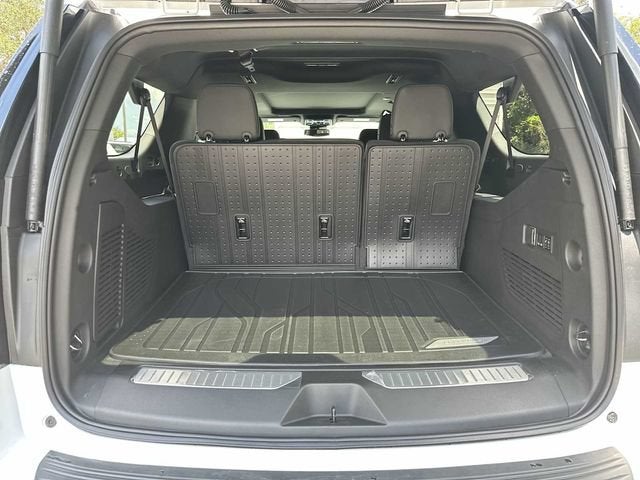 Chevrolet Suburban Z71 2026