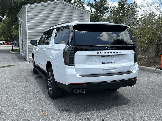 Chevrolet Suburban Z71 2026