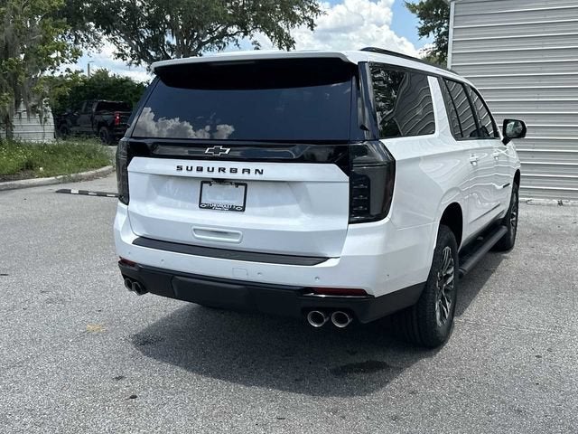 Chevrolet Suburban Z71 2026