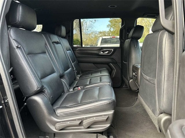 Chevrolet Suburban LS 2021